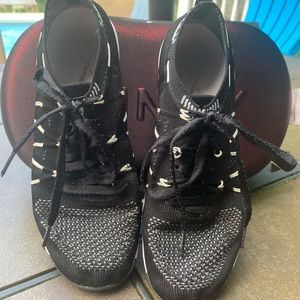 Nfinity flyte cheer sneakers size 7